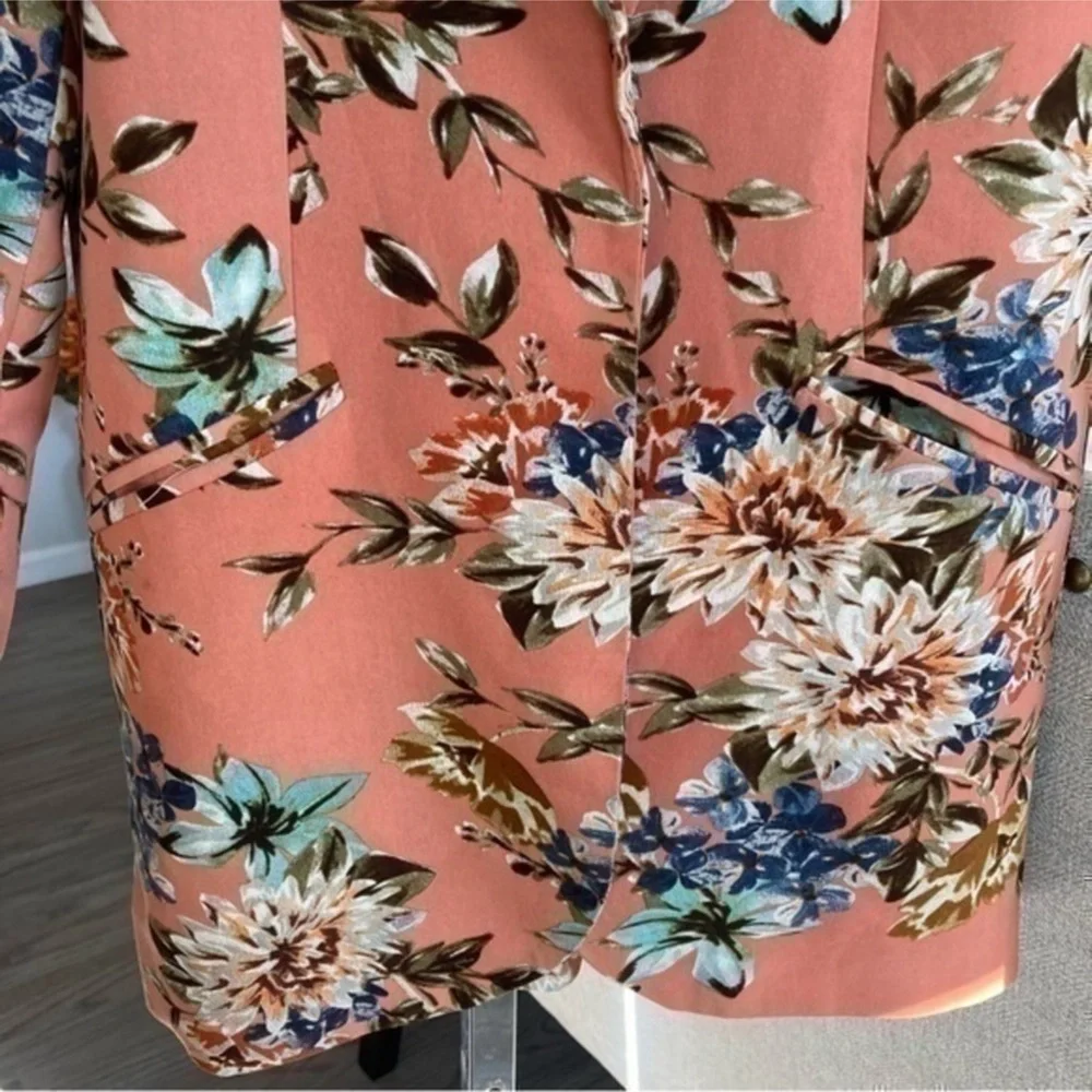 ✨Cynthia Rowley Coral Floral Blazer